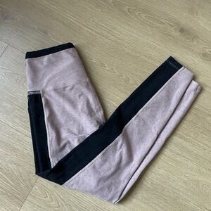Beyond Yoga Mauve & Black Colorblock Leggings
